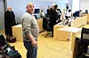 Viggo Kristiansen står foran dommerbordet i rettssal under ankesak i Bergen