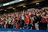 Jublende publikum på Ullevaal Stadion under VM-kvalifiseringskampen mellom Norge og Israel.