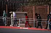 Bilde av utvisning av mennesker fra USA ved grensa til Mexico. Foto: AP Photo/Felix Marquez/NTB