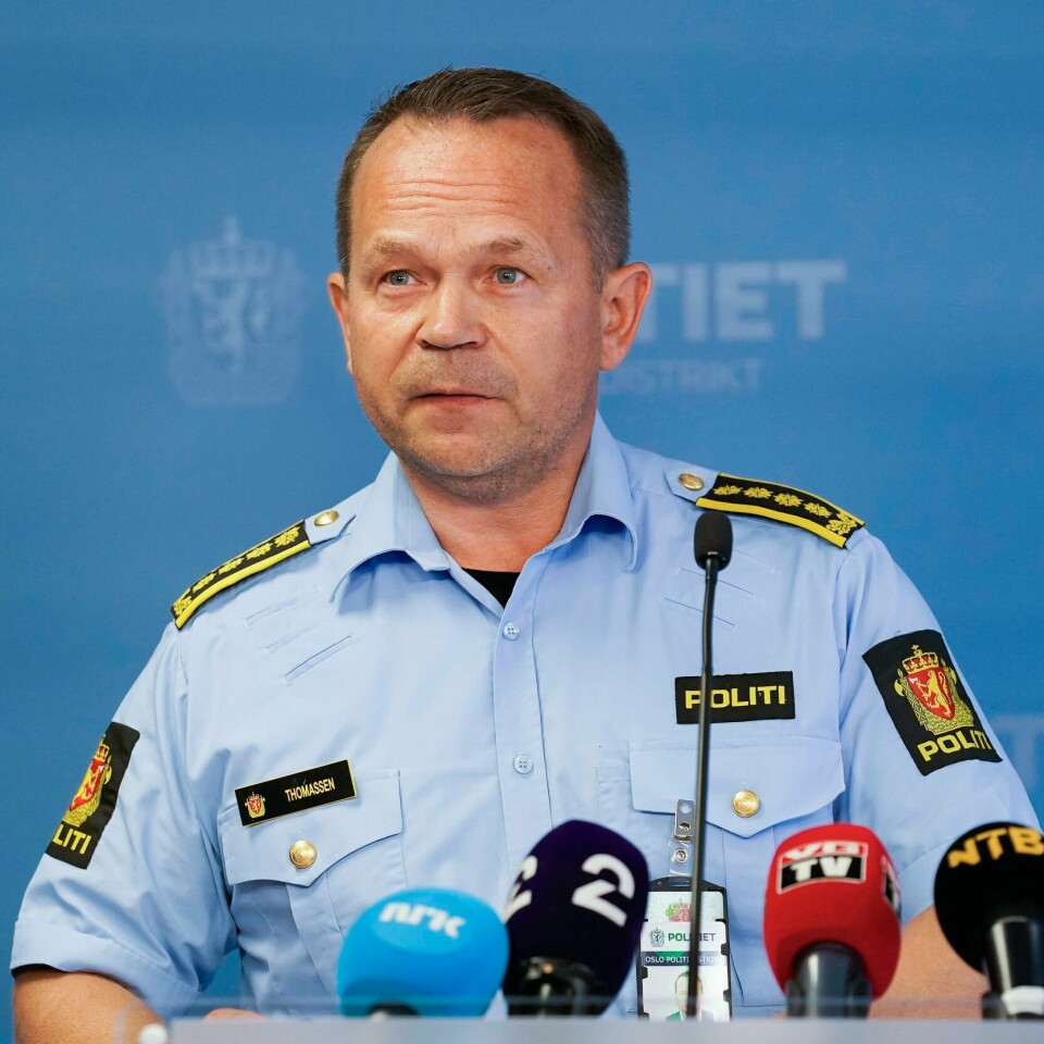 POLITI: Konstituert politimester Jan Eirik Thomassen i Oslo politidistrikt på pressekonferansen. Konstituert politimester Jan Eirik Thomassen i Oslo politidistrikt under pressemøte på politihuset på Grønland i forbindelse med politiet skjøt en person under en aksjon, natt til 9. juli.Foto: Terje Bendiksby / NTB