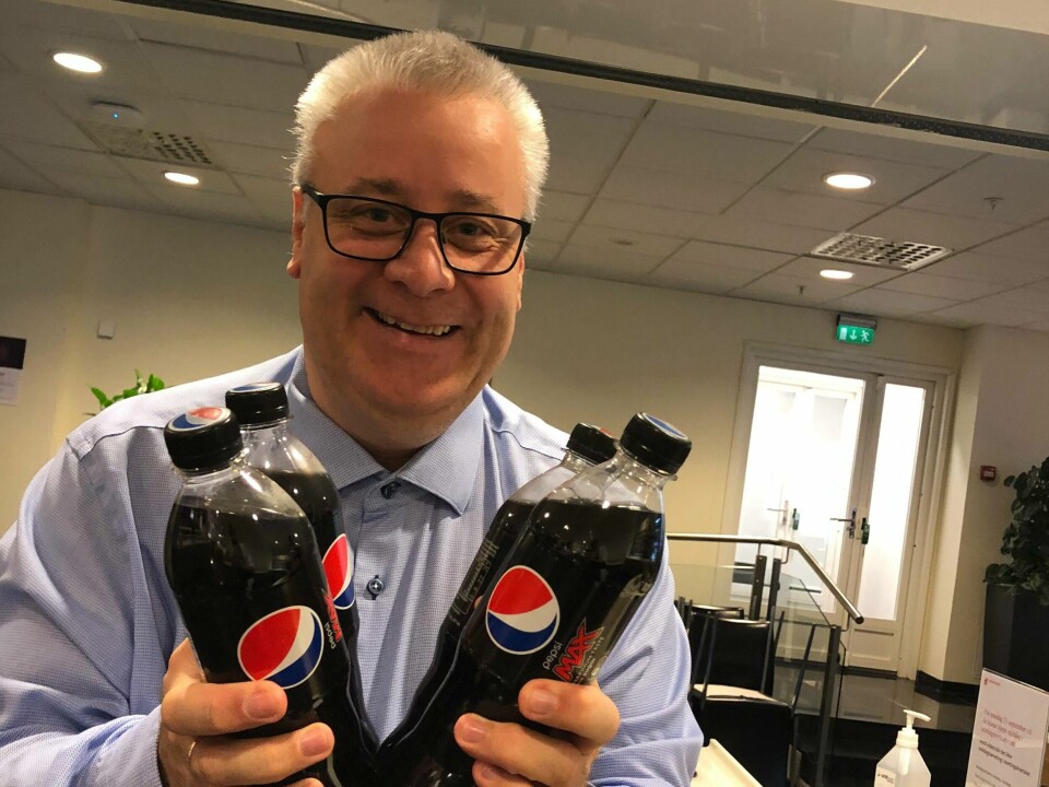 LIKER: Bård Hoksrud fra Fremskrittspartiet liker Pepsi Max. Bildet viser Frp-politiker Bård Hoksrud, som er over gjennomsnittet glad i Pepsi Max. Foto: Privat / NTB