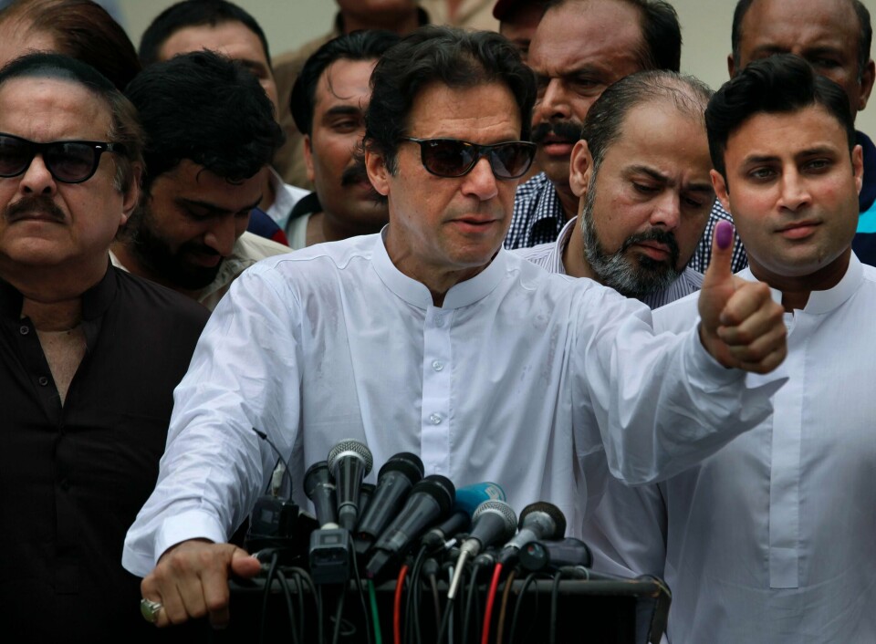 VANT: Imran Khan og partiet Tehreek-e-Insaf (PTI) vant valget i Pakistan.
