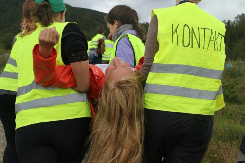 ØVDE: Ungdommer fra organisasjonen Natur og Ungdom øvde på aksjoner i 2015.