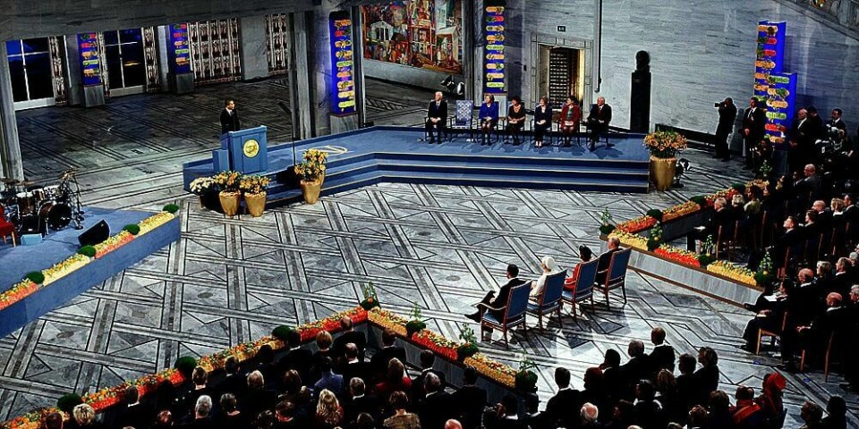 TALE: USAs president Barack Obama fikk Nobels fredspris 2009. Han holdt sin takketale i Oslo Rådhus. Det skulle også årets prisvinner LiuXiaobo gjort. Men ingen i Oslo får høre hans ord. Xiaobo sitter fortsatt fengslet i Kina.