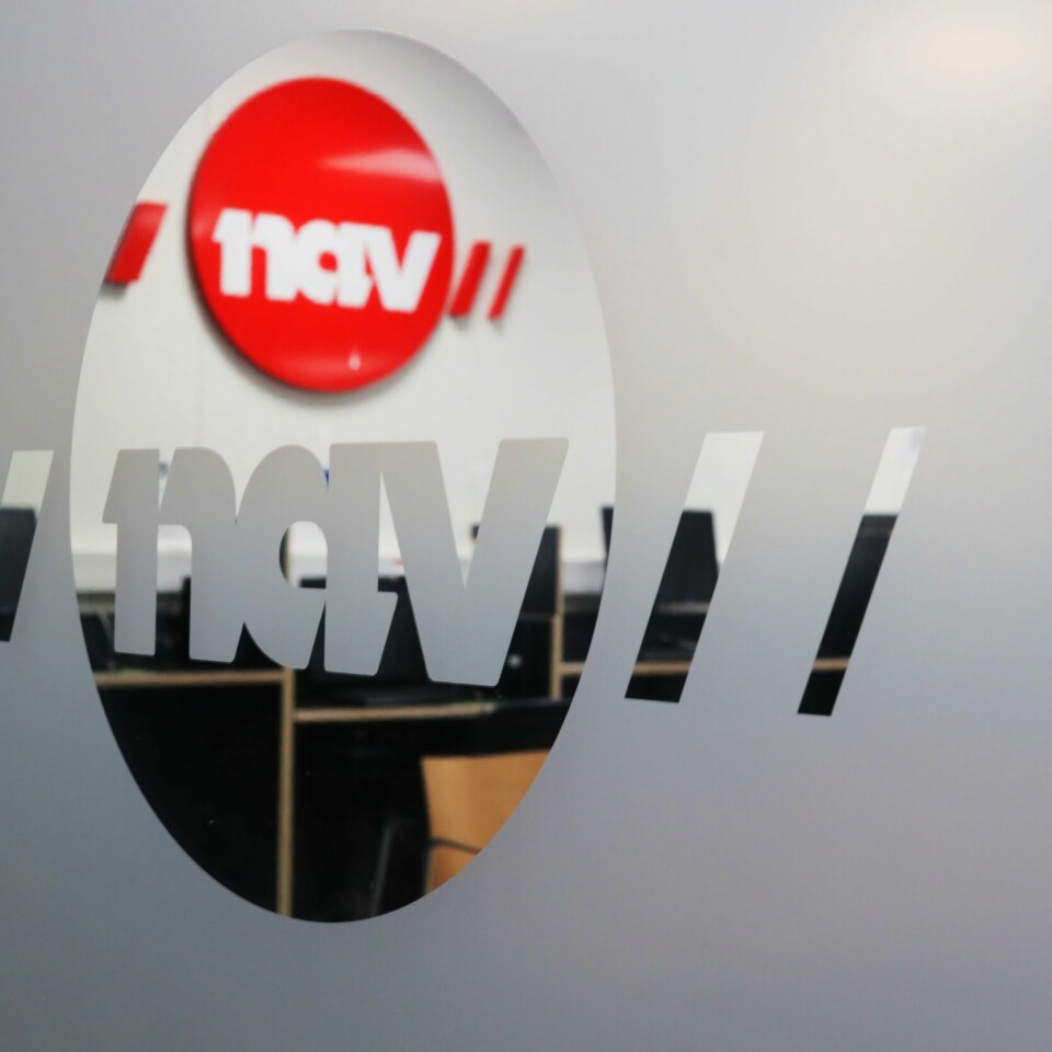 SKANDALE: Nav betaler ut trygd til folk. I 2019 ble en stor skandale kjent. Nav hadde tolket regler om trygd feil. Bildet viser Navs logo. Foto: Ørn E. Borgen / NTB / NPK