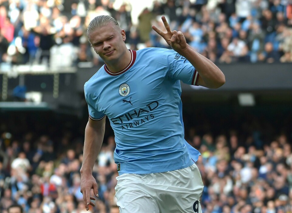 VANSKER: Erling Braut Haaland har hatt suksess i England. Det skaper vansker for et svensk fylke. Erling Braut Haaland gjester Dortmund tirsdag kveld. Foto: Rui Vieira / AP Photo / NTB.