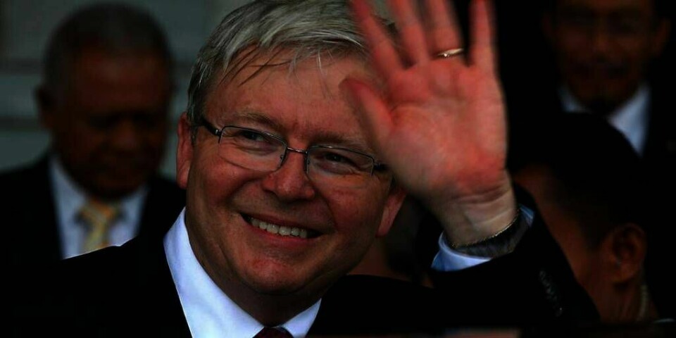 STENGT: : Australias statsminister Kevin Rudd får kraftig kritikk fra Amnesty International. Han har sagt at båtflyktninger ikke lenger får lov å komme til Australia. Det er selv om de har krav på asyl.