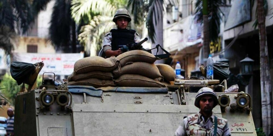 VOLD:  Det er mye vold i Egypt. Islamister og myndigheter slåss.