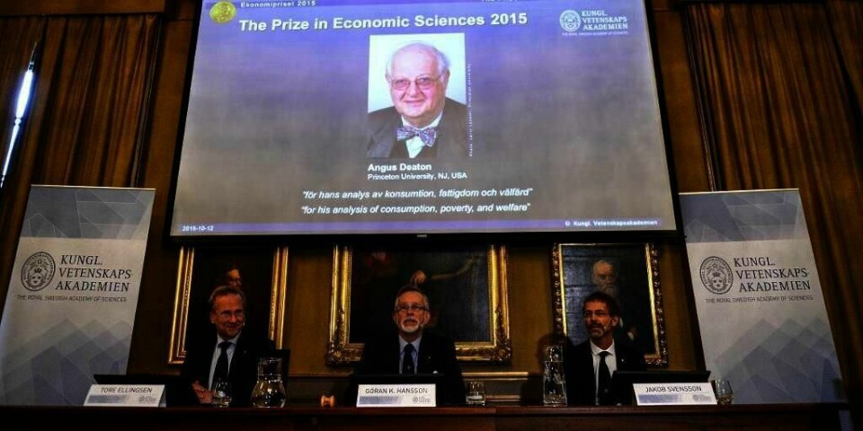 UTDELING: Nobelprisen i økonomi ble delt ut mandag. Den gikk til Angus Deaton. Han har forsket på fattigdom.