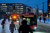 Bildet viser en buss i Middelalderparken i Oslo.