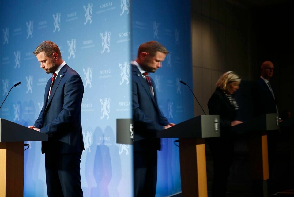 KORONA: Regjerningen velger å lette litt på reglene om reising, selv om situasjonen fremdeles er alvorlig.