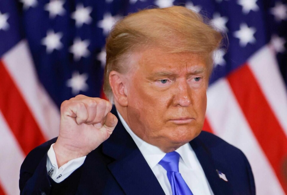 VINNER: President Donald Trump sier at han ser på seg som en vinner, selv om resultatet ikke er klart. Men foreløpig er feiringen avlyst.