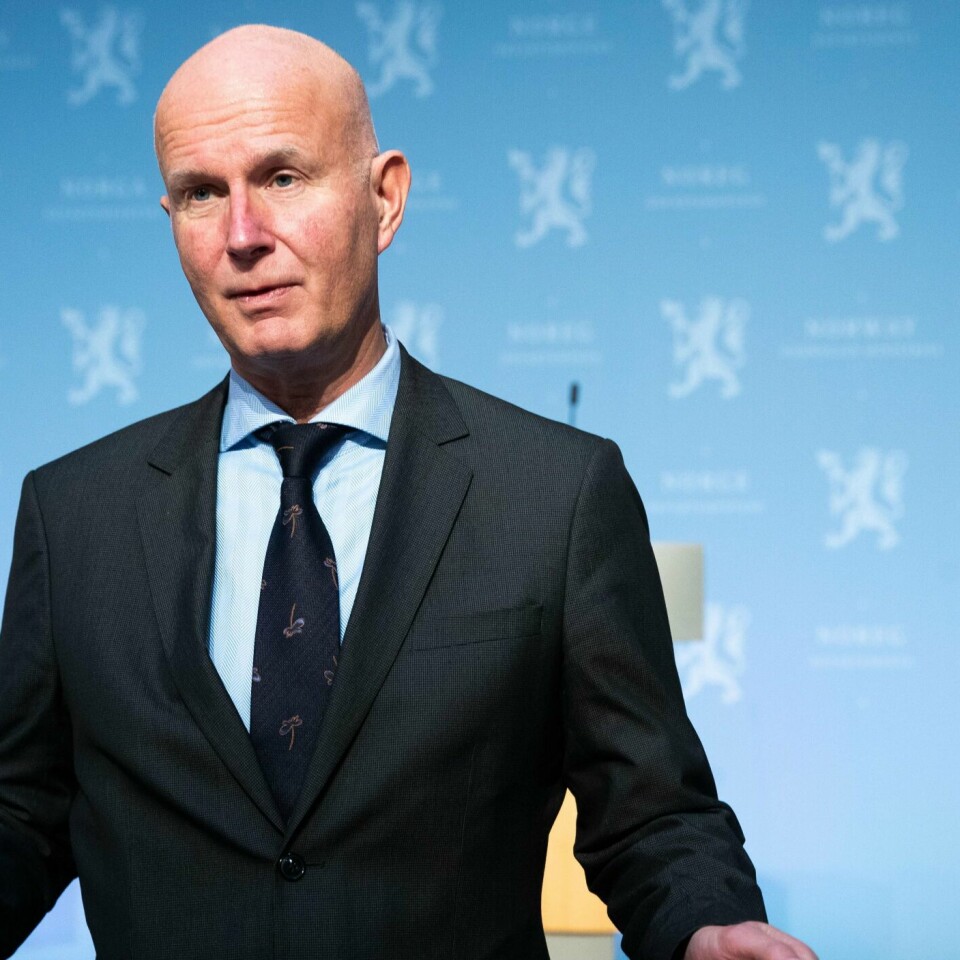 DIREKTØR: Bjørn Guldvog er helsedirektør. Han sier at innvandrere får informasjon om korona på flere språk.