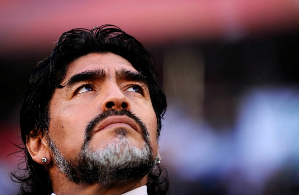 SAVNET: Fotballspilleren Diego Maradona fra Argentina er død. Han minnes av folk over hele verden. Bildet viser fotballspilleren Diego Maradona.