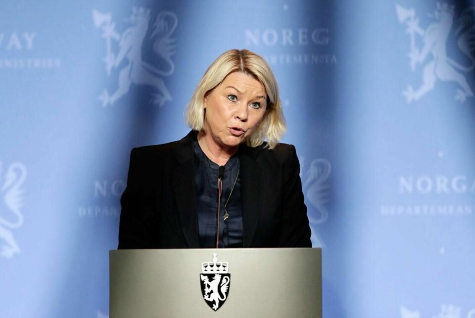 ENDRER: Regjeringen vil endre reglene om karantene-hotell. Da sa justisminister Monica Mæland onsdag.