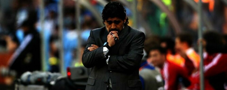 Diego Maradona var knust etter tapet mot Tyskland lørdag. Mange trodde Argentina kunne vinne gull. Nå er laget ute av VM.