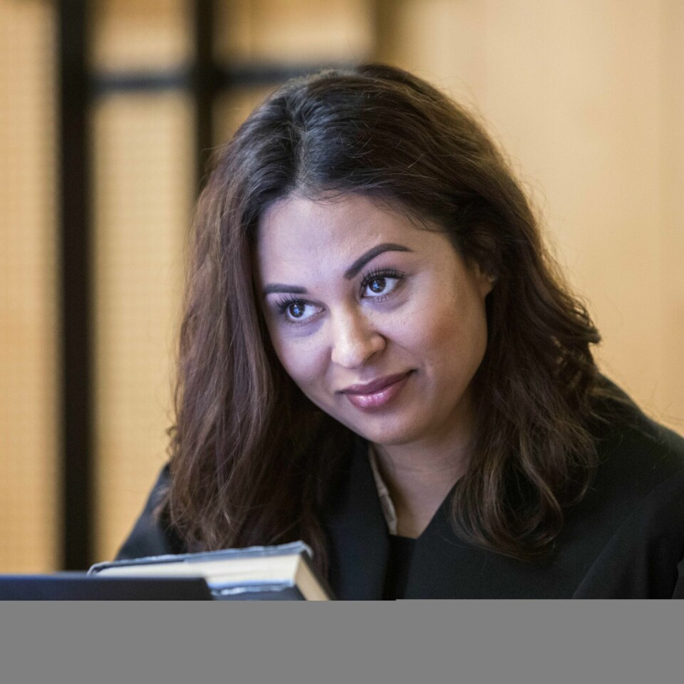 FORSVARER: Advokat Sidra Bhatti forsvarer nestleder i Sian.