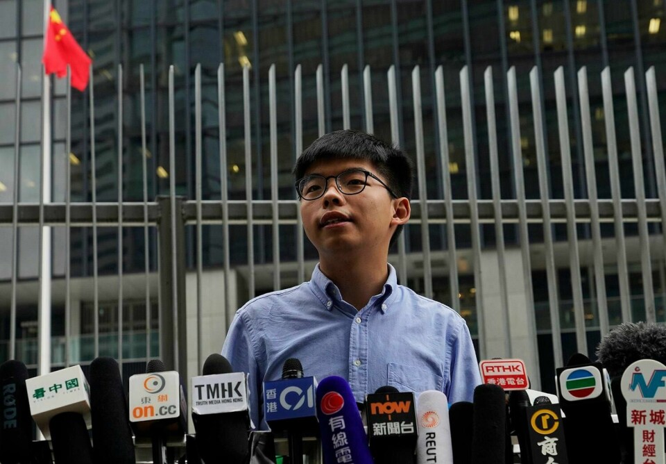 IKKE GODKJENT: Joshua Wong vil stille til valg i Hongkong. Men han får ikke lov.