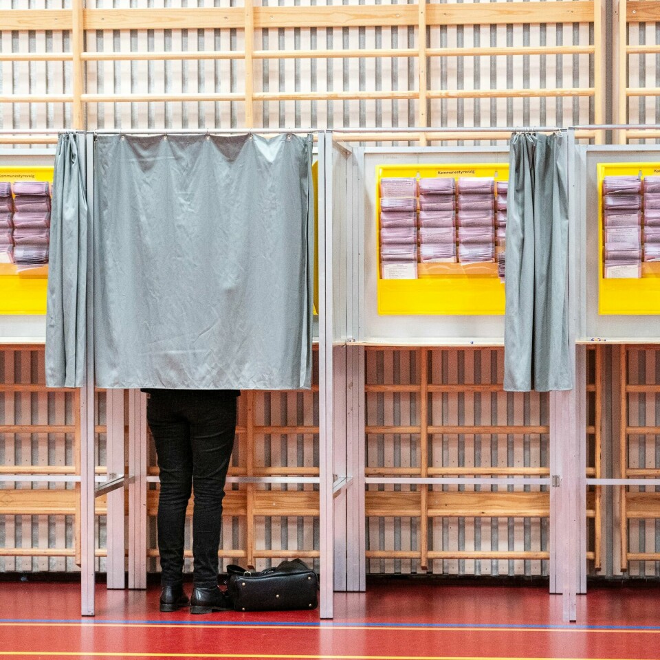 VALG: Folk må stemme på nytt i Moss om hvem de ønsker seg til fylkestinget i Østfold. Landets eldste innbyggere hadde også flest velgere under årets lokalvalg. Foto: Gorm Kallestad / NTB