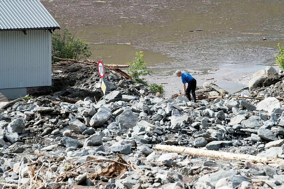 RAS: 30. juli gikk det flere ras i Jølster i Sogn og Fjordane. Mange i Norge bor på eiendommer med fare for ras, flom eller kvikkleire. Mange får ikke lov å bygge nytt på eiendommen.