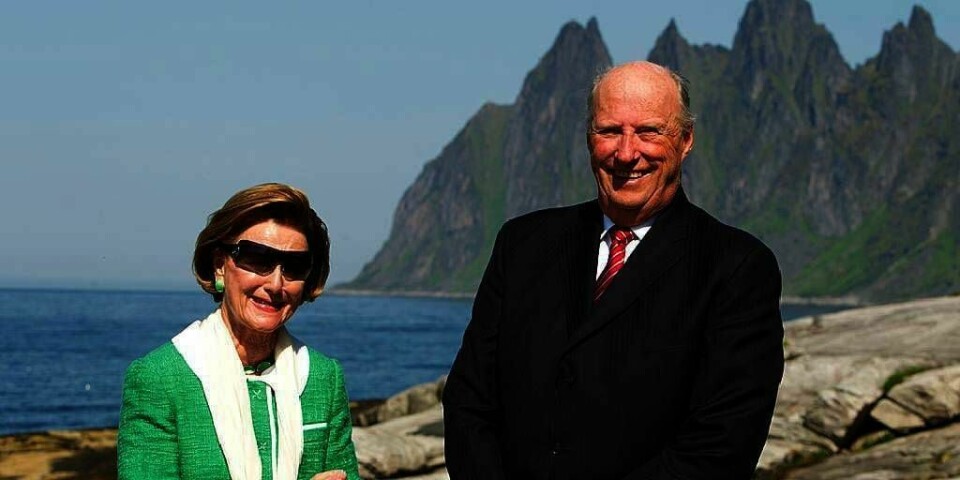 REISE: Dronning Sonja (til venstre) og Kong Harald (til høyre) skal følge nordmenns historie i USA. Det er når de drar på et ti dagers besøk til landet i oktober.