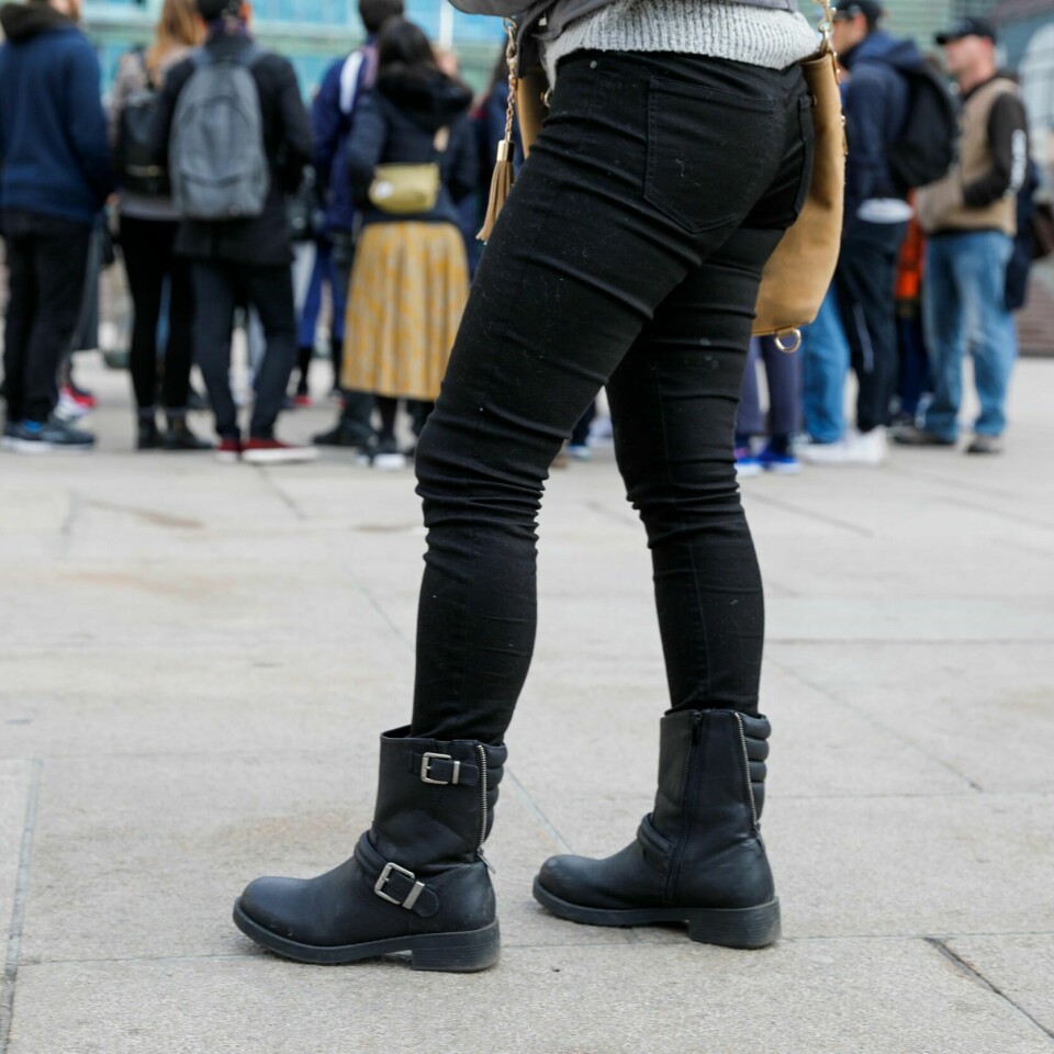 MOBBING: Flere skoler i Norge har slitt med mobbing. Skolene ble med i et prosjekt laget av staten, og det ble mindre mobbing. Bildet er en illustrasjon.