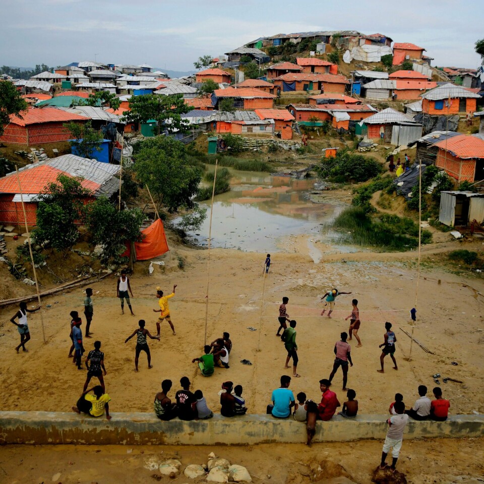 FLYKTNINGER: Mange rohingyaer skal tilbake til Myanmar. De har bodd i leirer i Bangladesh. Men flyktningene er redde.