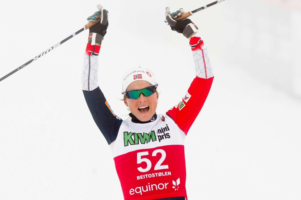 SEIER: Therese Johaug vant ti kilometer klassisk på Beitostølen. Det skjedde under åpningen av langrenns-sesongen fredag.