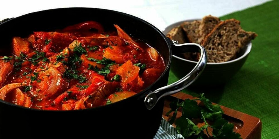 BACALAO: Denne retten med tomat og klippfisk er populær i Portugal og Brasil. Nordmenn liker den også.