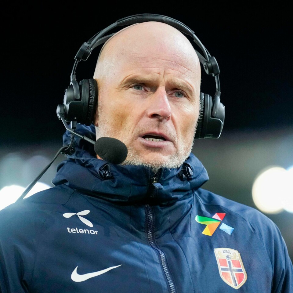 FOTBALL: Ståle Solbakken har fortsatt tro på prosjektet. Landslagssjef Ståle Solbakken i TV-intervju etter Norges tap for Spania i EM-kvalifiseringen. Foto: Fredrik Varfjell / NTB