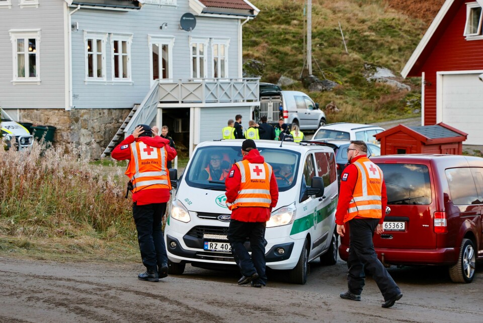 SAVNET: Mange bidro til å lete etter den 7 år gamle gutten, som ble meldt savnet søndag. 7-åringen ble funnet død i et skogsterreng noen kilometer unna der han sist ble sett. Foto: Tor Erik Schrøder / NTB