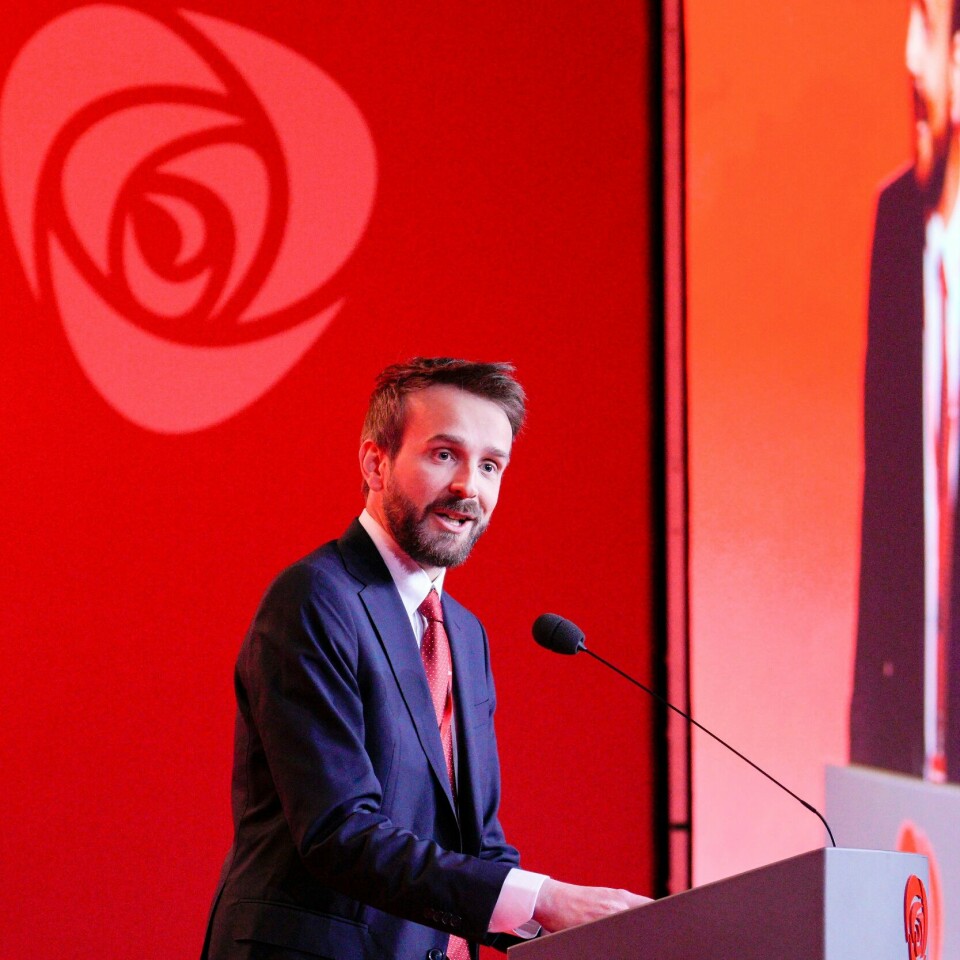 BILLIGERE: Jan Christian Vestre vil ha billigere strøm i Norge. Han er nærings-minister for Arbeiderpartiet (Ap). Bildet viser Jan Christian Vestre. Han er nærings-minister for Arbeiderpartiet.
