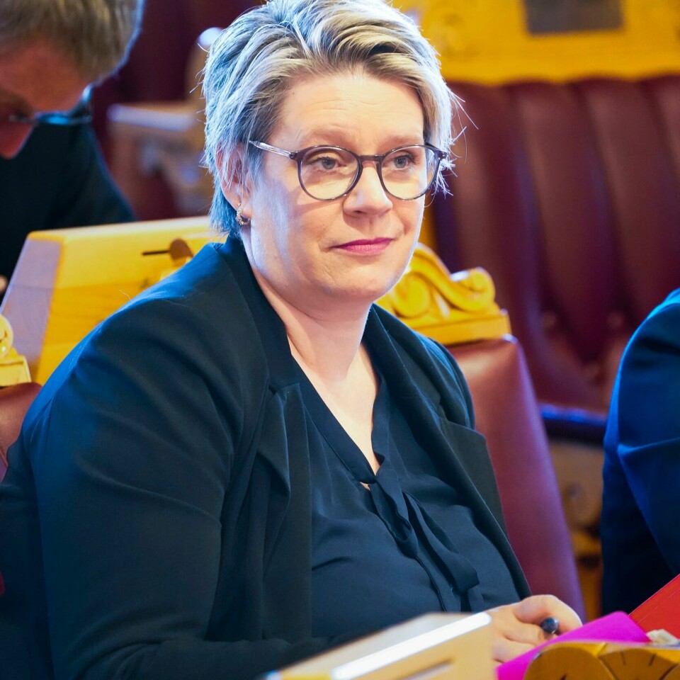 FLERE: Norske kommuner blir bedt om å bosette flere flyktninger. Marte Mjøs Persen håper kommunene svarer positivt. Hun er minister for arbeid og inkludering. Bildet viser arbeids- og inkluderingsminister Marte Mjøs Persen.