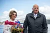 Bildet viser dronning Sonja og kong Harald.