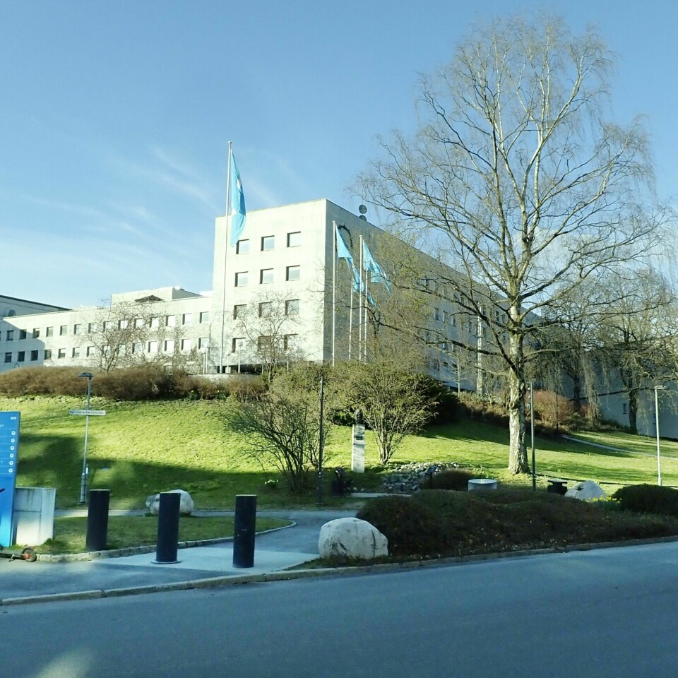 SPRÅK: NRK leverer fortsatt for lite nynorsk. Her er et bilde av NRK-huset på Marienlyst i Oslo. NRK-medarbeideren skal ifølge tiltalen ha blitt utsatt for grov vold utenfor NRK-bygget på Marienlyst i januar i fjor. Foto: Erik Johansen / NTB