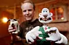 Wallace & Gromit-skaper Nick Park, her fra da han var i Oslo for å promotere filmen «Wallace & Gromit og varulvkaninens forbannelse» i 2005. Foto: Håkon Mosvold Larsen / NTB