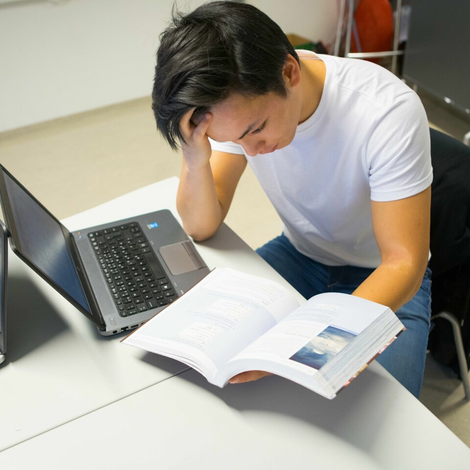 STRESS: Professor Oddrun Samdal sier flere elever opplever stress enn før. Dei seinare åra har pilene peikt i retning av at stadig fleire elevar mistrivst på skulen, ifølgje Ungdata-undersøkinga. Foto: Thomas Brun / NTB / NPK