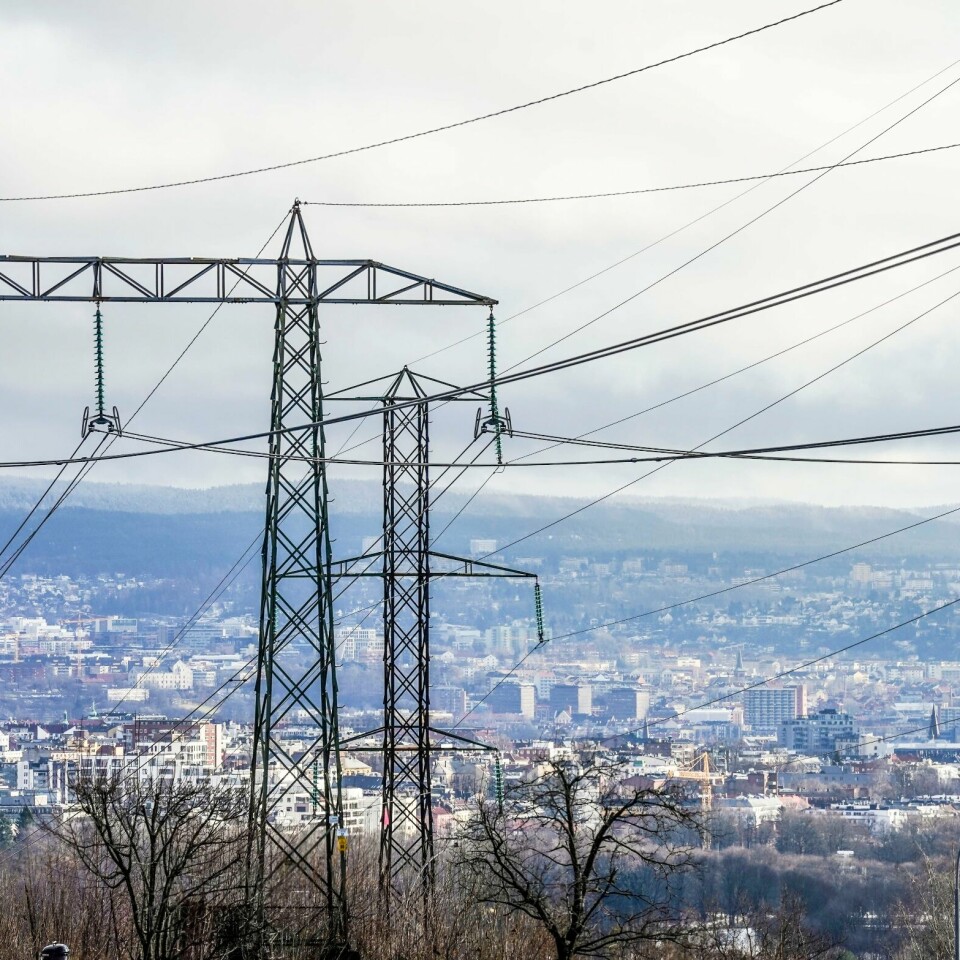 STRØM: Fredag var det ny rekord for dyr strøm. Mellom 8 og 9 måtte folk fra Sør-Norge betale 3,90 kroner per kilowattime. Strømprisen blir fredag på det høyeste hittil i år i Sør-Norge. Foto: Lise Åserud / NTB