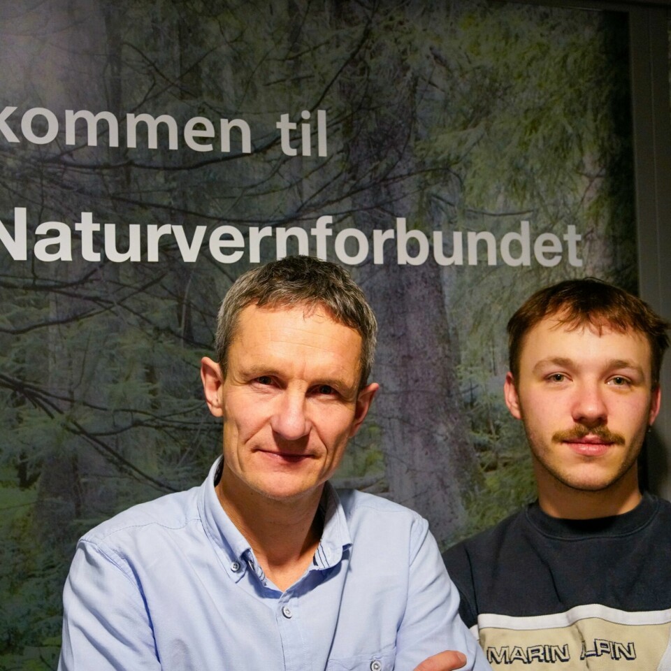 PÅ VEI: Mandag tar lederne i Naturvernforbundet og Natur og Ungdom toget. De skal til Luxembourg. Bildet viser lederne i Naturvernforbundet og Natur og Ungdom, Truls Gulowsen og Gytis Blazevicius. Foto: Terje Bendiksby / NTB