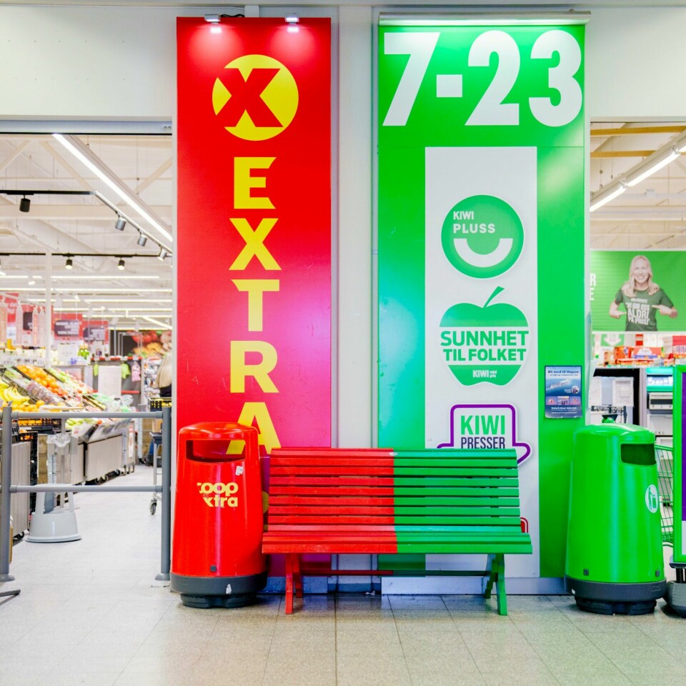 ØL: Dagligvarekjedene har kuttet prisene på juleøl. Dagligvarekjedene har kuttet prisene på juleøl. Foto: Stian Lysberg Solum / NTB