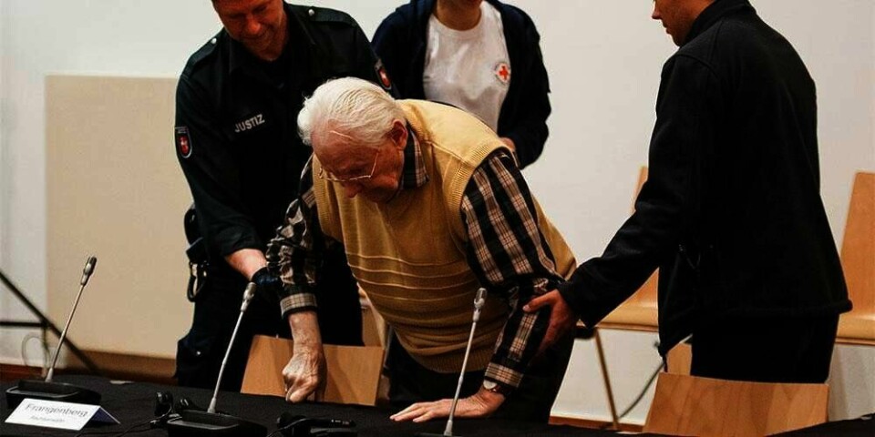 DØMT: Tyske Oskar Gröning er dømt. Han jobbet på kontor i dødsleiren Auschwitz i Polen under andre verdenskrig. Han er funnet medskyldig i drap på 300.000 mennesker.