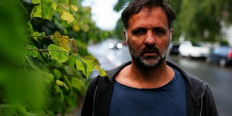 FILMSKAPER: Ulrik Imtiaz Rolfsen jobber med et prosjekt om islamistmiljøet i Norge. Så kom Politiet sikkerhetstjeneste og tok deler av filmopptakene.