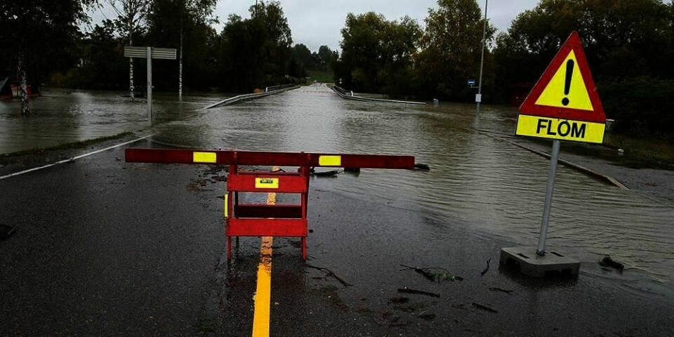 FLOM: Forskere frykter mer regn og flom framover. Havet vil trolig stige, og det kan bli lite snø om vinteren i lavere områder.