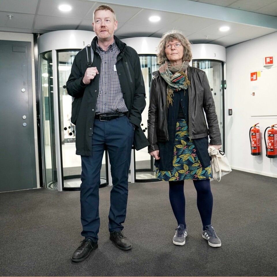 KRAV: Bjørn Gimming og Kjersti Hoff leverte onsdag kravet fra norske bønder til regjeringen. Bildet er av Bjørn Gimming og Kjersti Hoff i i Norges Bondelag og Norsk Bonde- og Småbrukarlag. Foto: Stian Lysberg Solum / NTB