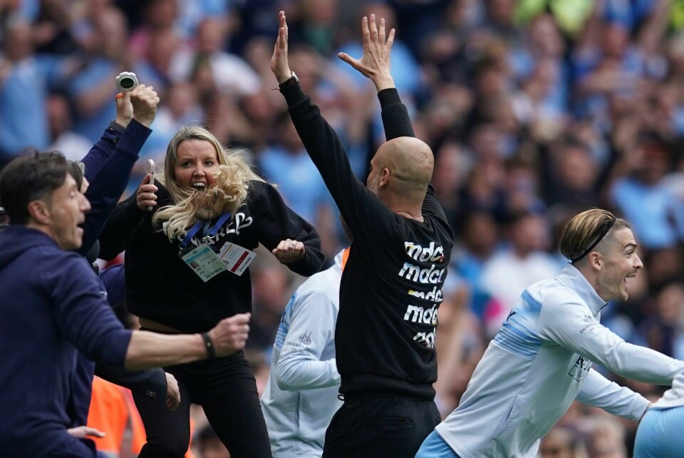 SEIER: Pep Guardiola sikret nok en ligatittel med Manchester City. Pep Guardiola sikret nok en ligatittel med Manchester City etter en vanvittig opphenting i siste serierunde i Premier League. Foto: Dave Thompson / AP / NTB