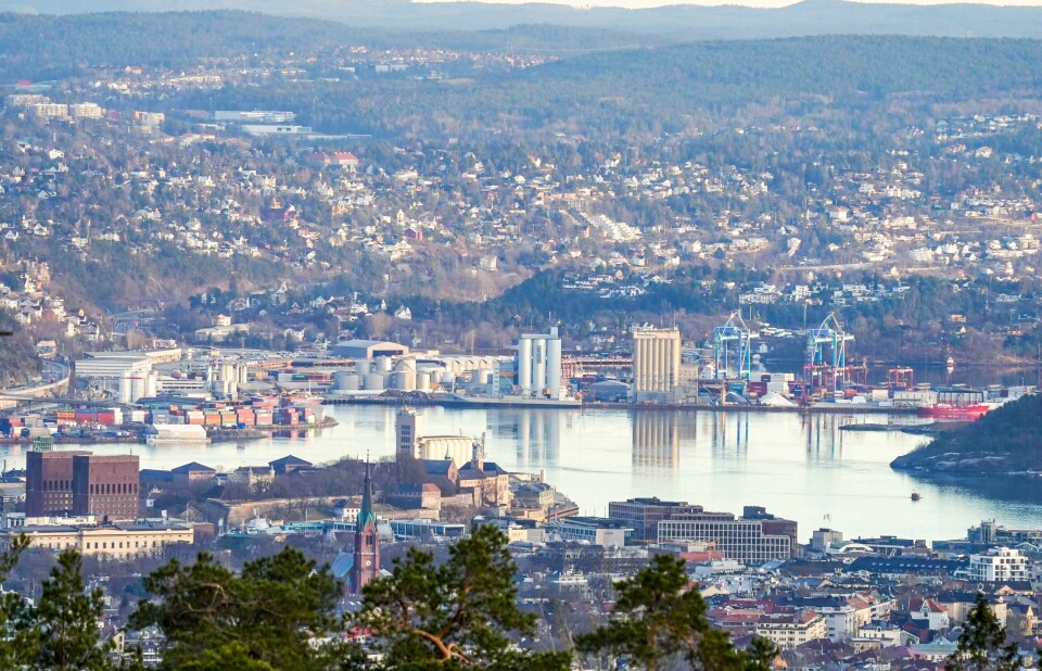 VIRUS: Utsikt over Oslo. Søndag var første dag ingen ble smittet med korona-viruset på lenge. Utsikt over Oslo. Søndag ble det registrert null koronasmittede personer i denne byen. Foto: Lise Åserud / NTB
