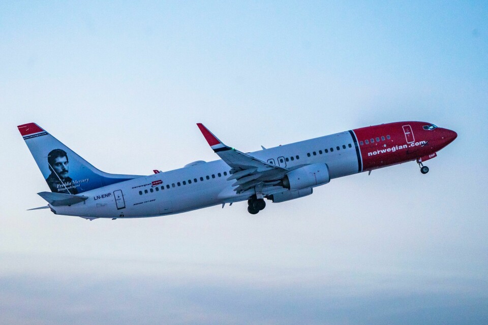 NORWEGIAN: Norwegian har blitt rammet av flytekniker-streiken. To ruter har blitt kansellert. Bildet viser et Norwegianfly i lufta. Norwegian har blitt rammet av flytekniker-streiken. To ruter har blitt kansellert.