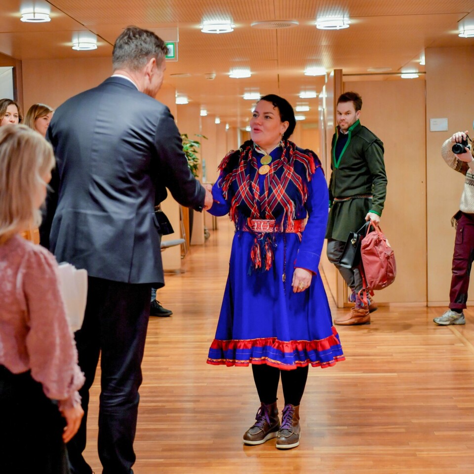 MØTE: Olje- og energiminister Terje Aasland og sametingspresident Silje Karine Muotka. Olje- og energiminister Terje Aasland og landbruks- og matminister Sandra Borch møter sametingspresident Silje Karine Muotka på Olje- og energidepartementet. Tema for møtet er oppfølginga av Fosen-saken.Foto: Rodrigo Freitas / POOL / NTB