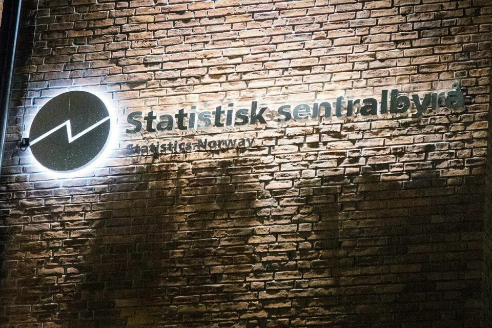 JOBB: Like stor andel innvandrere hadde jobb i 2022 som i 2021. Det viser tall fra SSB. KRIMINALITET: Innvandrere er oftere sikter for ulovlige ting. Det viser tall fra SSB.