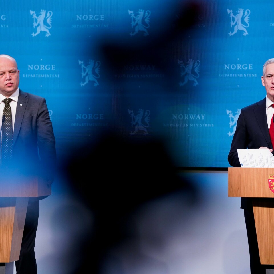 SKATT: Finansminister Trygve Slagsvold Vedum og statsminister Jonas Gahr Støre. De presenterte regjeringens forslag til grunnrenteskatt for havbruk på en pressekonferanse. Bildet er av finansminister Trygve Slagsvold Vedum og statsminister Jonas Gahr Støre. De presenterte regjeringens forslag til grunnrenteskatt for havbruk på en pressekonferanse.